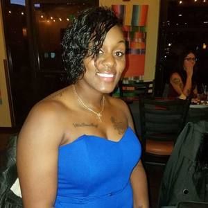 Meet your Posher, Monique